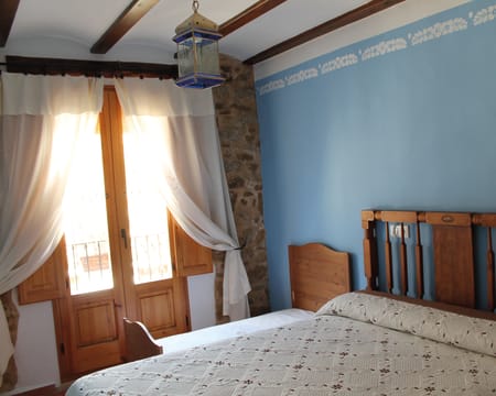 Uma Noite Em Um Quarto Duplo Standard | Casa Rural Ca Ferminet Uma Noite Em Um Quarto Duplo Standard | Casa Rural Ca Ferminet