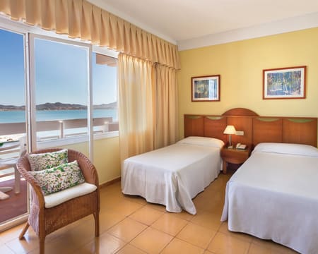 Hotel Izán Cavanna**** | Estadia de 1 Noite