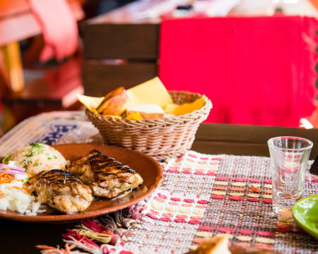 Masía Cal Roig | Estadia de 1 Noite com Jantar Masía Cal Roig | Estadia de 1 Noite com Jantar