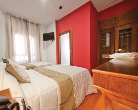 Hotel Plaza Manjón | Estadia de 1 Noite Hotel Plaza Manjón | Estadia de 1 Noite