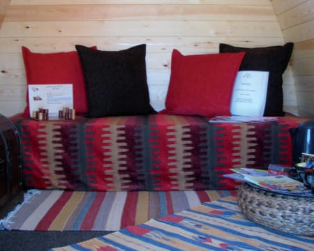 Uma Noite Em Uma Cabana De Madeira (Pod) | Le Clos D'Aventure