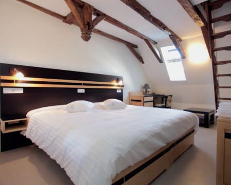 Uma Noite Em Um Quarto Duplo Standard | Auberge De La Xaintrie