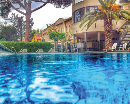 Acesso A Piscina Térmica (30 Min) | Termes Victoria Acesso A Piscina Térmica (30 Min) | Termes Victoria