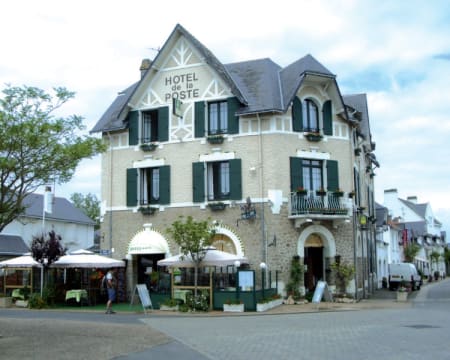 Uma Noite Em Um Quarto Duplo Standard | Hôtel De La Poste**