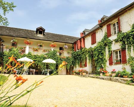 Uma Noite Em Um Quarto Duplo Standard | Hôtel Les Bains De Secour Uma Noite Em Um Quarto Duplo Standard | Hôtel Les Bains De Secour