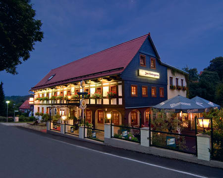 Romantik Hotel zum Lindengarten****