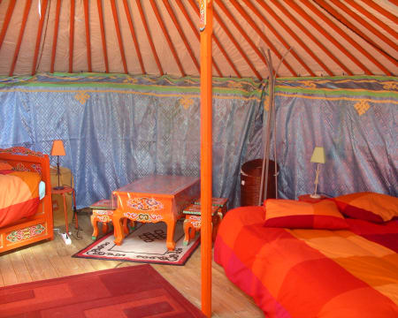 Village de Yourtes | 1 Noite em Yurt com Jantar Village de Yourtes | 1 Noite em Yurt com Jantar