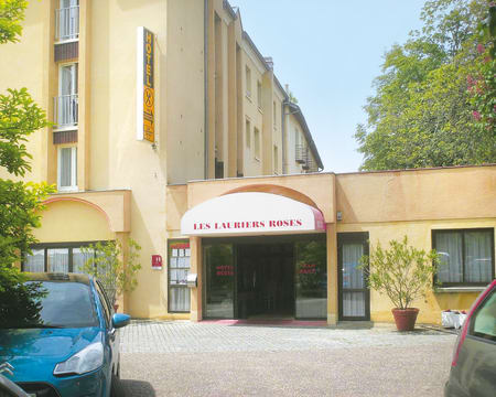 Hôtel des Lauriers Roses** | Estadia de 1 Noite com Jantar Hôtel des Lauriers Roses** | Estadia de 1 Noite com Jantar