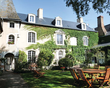 Uma Noite Em Um Quarto Duplo Améthyste | La Maison Du Roi René Uma Noite Em Um Quarto Duplo Améthyste | La Maison Du Roi René