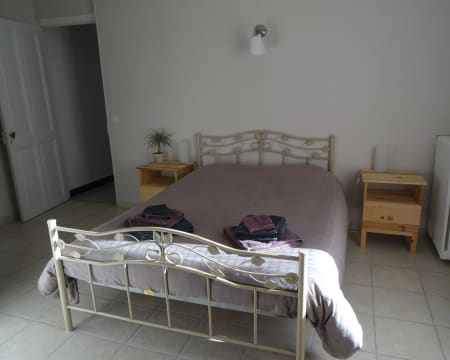 Uma Noite Em Quarto Duplo | La Bergerie Du Clot Uma Noite Em Quarto Duplo | La Bergerie Du Clot