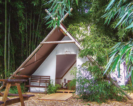 Uma Noite Em Um Trapper Tenda | Camping Les Cournoulises Uma Noite Em Um Trapper Tenda | Camping Les Cournoulises