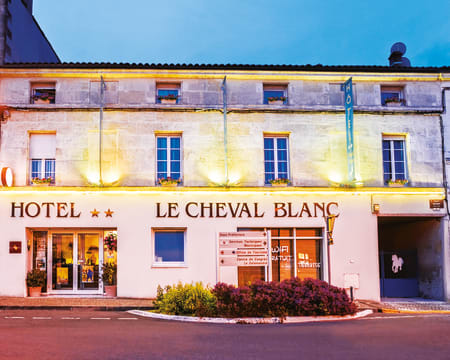 Hôtel le Cheval Blanc** | Estadia de 1 Noite
