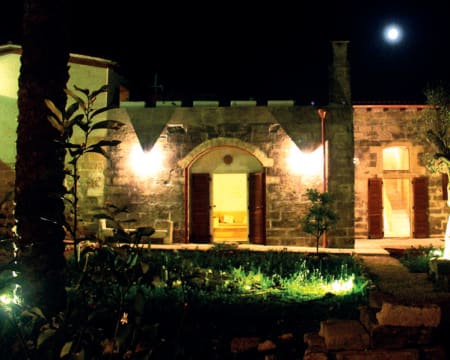 Uma Noite Em Um Quarto Duplo Superior | B&B Masseria Dei 12 Grana