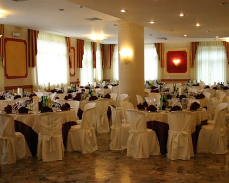 Uma Noite Em Um Quarto Duplo Standard | Hotel Imperial*** Uma Noite Em Um Quarto Duplo Standard | Hotel Imperial***