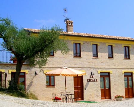 Uma Noite Em Um Quarto Duplo Standard | Agriturismo La Cicala Uma Noite Em Um Quarto Duplo Standard | Agriturismo La Cicala