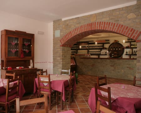 Uma Noite Em Um Quarto Duplo Standard | Agriturismo Cascina Adorn Uma Noite Em Um Quarto Duplo Standard | Agriturismo Cascina Adorn
