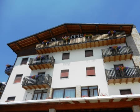 Uma Noite Em Um Quarto Duplo Standard | Albergo Al Milano*** Uma Noite Em Um Quarto Duplo Standard | Albergo Al Milano***