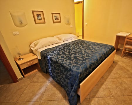 Uma Noite Em Um Quarto Duplo Standard | Il Cantinone Rooms Uma Noite Em Um Quarto Duplo Standard | Il Cantinone Rooms