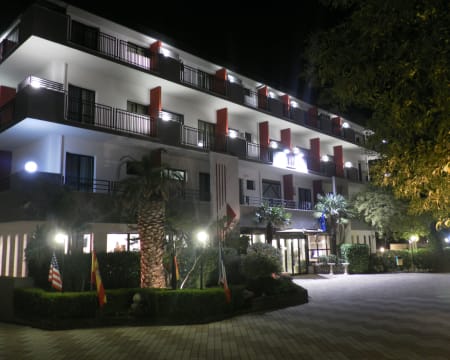 Sant'Elia Hotel*** | Estadia de 1 Noite Sant'Elia Hotel*** | Estadia de 1 Noite