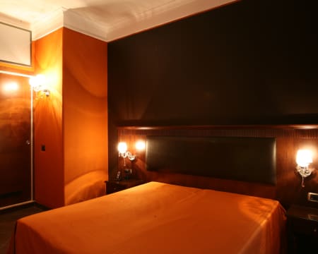 Uma Noite Em Um Quarto Duplo Superior | Hotel Guiren***