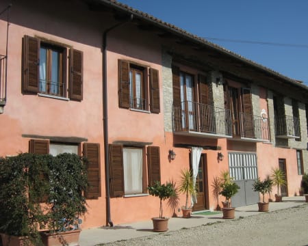 Uma Noite Em Um Quarto Duplo Standard | Agriturismo Cà Trinché Uma Noite Em Um Quarto Duplo Standard | Agriturismo Cà Trinché