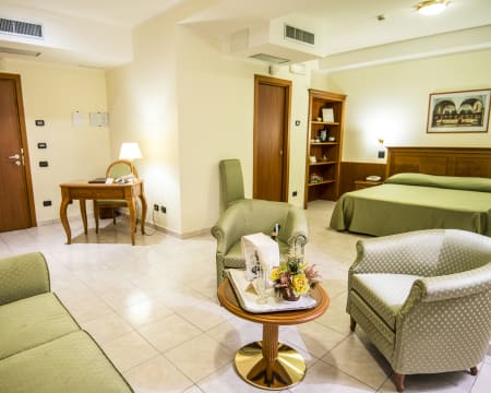 Uma Noite Em Um Quarto Duplo Standard | Grand Hotel Victoria****