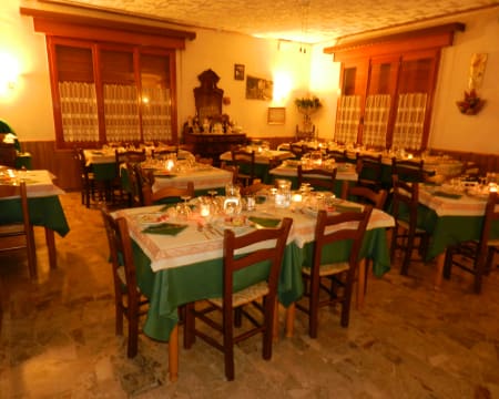 Uma Noite Em Um Quarto Duplo Standard | Albergo Villa Svizzera*** Uma Noite Em Um Quarto Duplo Standard | Albergo Villa Svizzera***