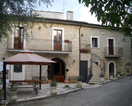Uma Noite Em Um Quarto Duplo Standard | Agriturismo La Pagliarell Uma Noite Em Um Quarto Duplo Standard | Agriturismo La Pagliarell