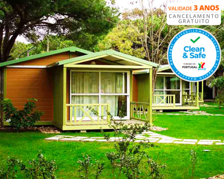 ORBITUR - Parque de Campismo Costa de Caparica | Estadia Junto ao Mar em Bungalow Para 5 Pessoas