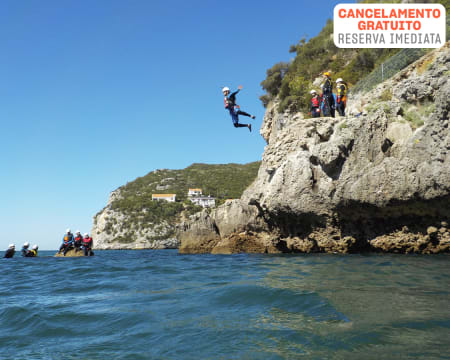 Coasteering no Portinho da Arrábida para 2 Coasteering no Portinho da Arrábida para 2