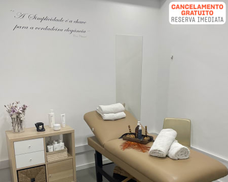 Clínica de Estética Urban Touch | Massagem Urban Detox | 2 Pessoas Clínica de Estética Urban Touch | Massagem Urban Detox | 2 Pessoas