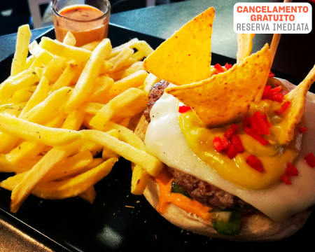 Hamburgueria Garfo & Faka | Refeição Completa | 2 Pessoas Hamburgueria Garfo & Faka | Refeição Completa | 2 Pessoas
