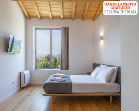 Hotel Quinta da Tulha | 1 Noite para 2 Adultos + 1 Bebé em Quarto Vista Montanha Hotel Quinta da Tulha | 1 Noite para 2 Adultos + 1 Bebé em Quarto Vista Montanha