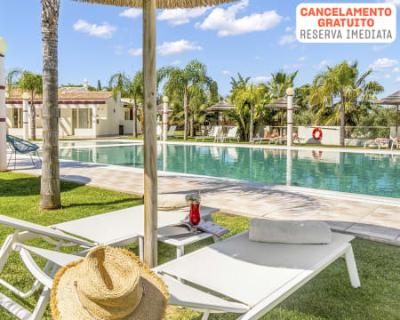 Hotel Rural Brícia du Mar 4* - Ferragudo | Escapadinha a Dois com Opção Jantar e Massagem