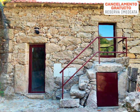 Casa da Carreirinha - Arcos de Valdevez | Escapadinha em Casa Rural com Pack Romântico Incluído