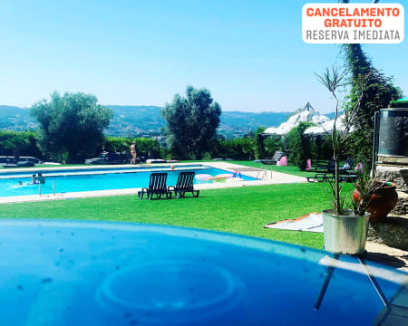 GuimaGlamp - Guimarães | Estadia em Tenda Dome com Vista Montanha e Vista piscina