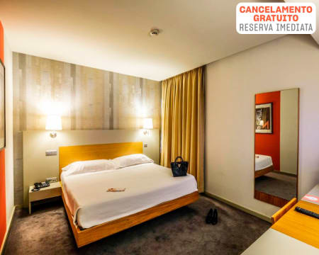 Stay Hotel Guimarães Centro 4* | City Break a Dois no Centro de Guimarães & Opção Pack Romântico