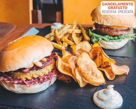 Hambúrgueres para Dois no Coração de Aveiro | Restaurante Porta 35