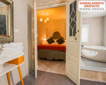 Quinta do Caminho - Minho | Estadia Romântica em Quarto com Banheira de Hidromassagem