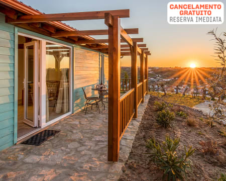 The Olive Hill Guesthouse - Batalha | Estadia em Bungalow na Natureza com Opção Pack Romântico