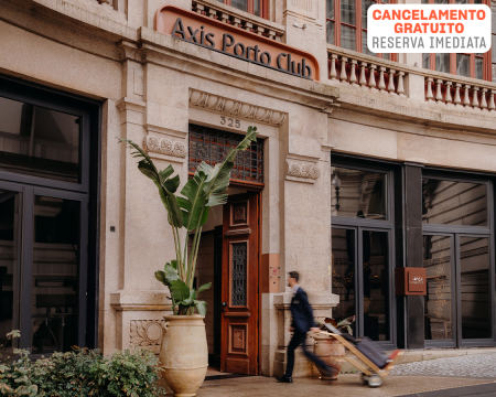 Axis Porto Club Aliados 4* | Escapadinha a Dois na Cidade Invicta & Opção Passeio do Douro