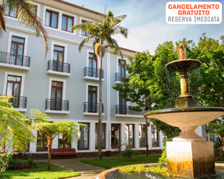 Azoris Angra Garden 4* - Angra do Heroísmo | Noites de Romance em Quarto Premium na Ilha Terceira