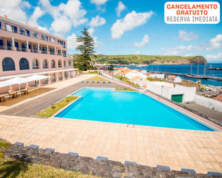 Azoris Faial Garden 4* - Ilha do Faial | Estadia Romântica & Spa em Quarto Clássico nos Açores