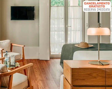 Casa das Lérias - Amarante | Noites Românticas em Quarto Superior com Vista Rio Tâmega & Opção Pack Romântico