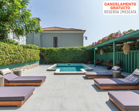 Arrábida Guest House - Setúbal | Quarto Temático & Opção Pack Romântico - Tarifa Não Reembolsável