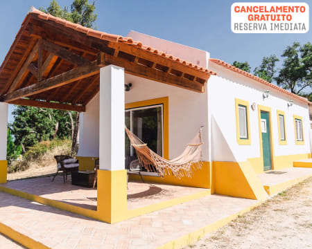 Montum Farm Living - Melides | Turismo Rural em Família numa Casa com Banheira de Hidromassagem