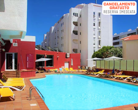 Hotel Quarteirasol 4* - Algarve | Estadia em Família com Opção Pack Romântico e Bilhetes Slide & Splash