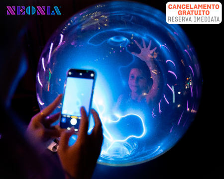 Descubra a Neonia: Museu Interativo de Arte, Ciência e História do Porto | 1 Criança, 1 Adulto ou 2 Adultos + 1 Criança