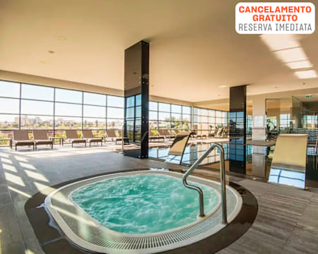 Vila Galé Lagos 4* | Férias no Algarve em Frente à Meia Praia & Opção Regime de Meia-Pensão