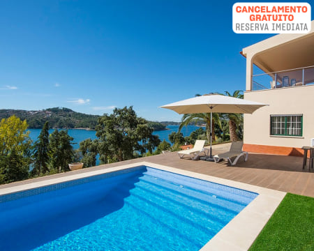 Villa Nova Nautic & Nature Hostel - Castelo de Bode | Estadia em Família c/ Vista Barragem & Opção Canoagem e SUP